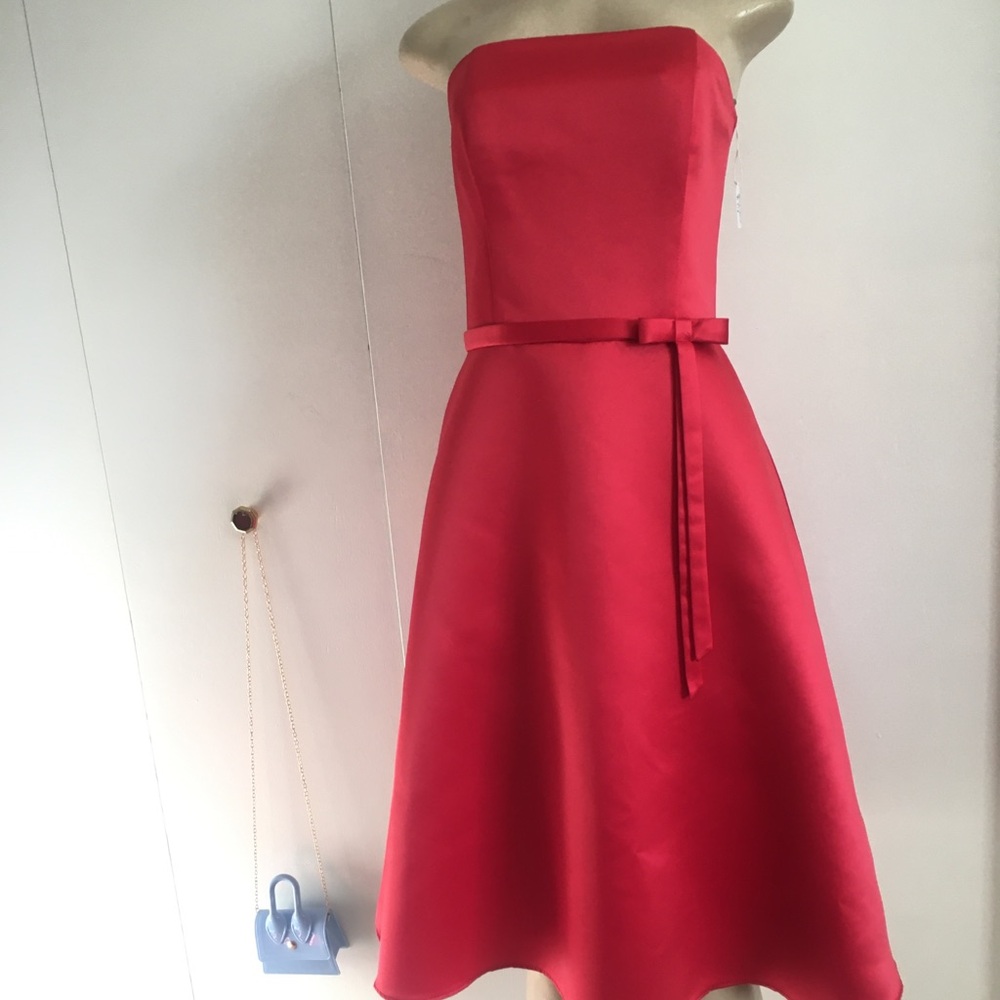Jessica McClintock Vibrant Red Bridal Dress